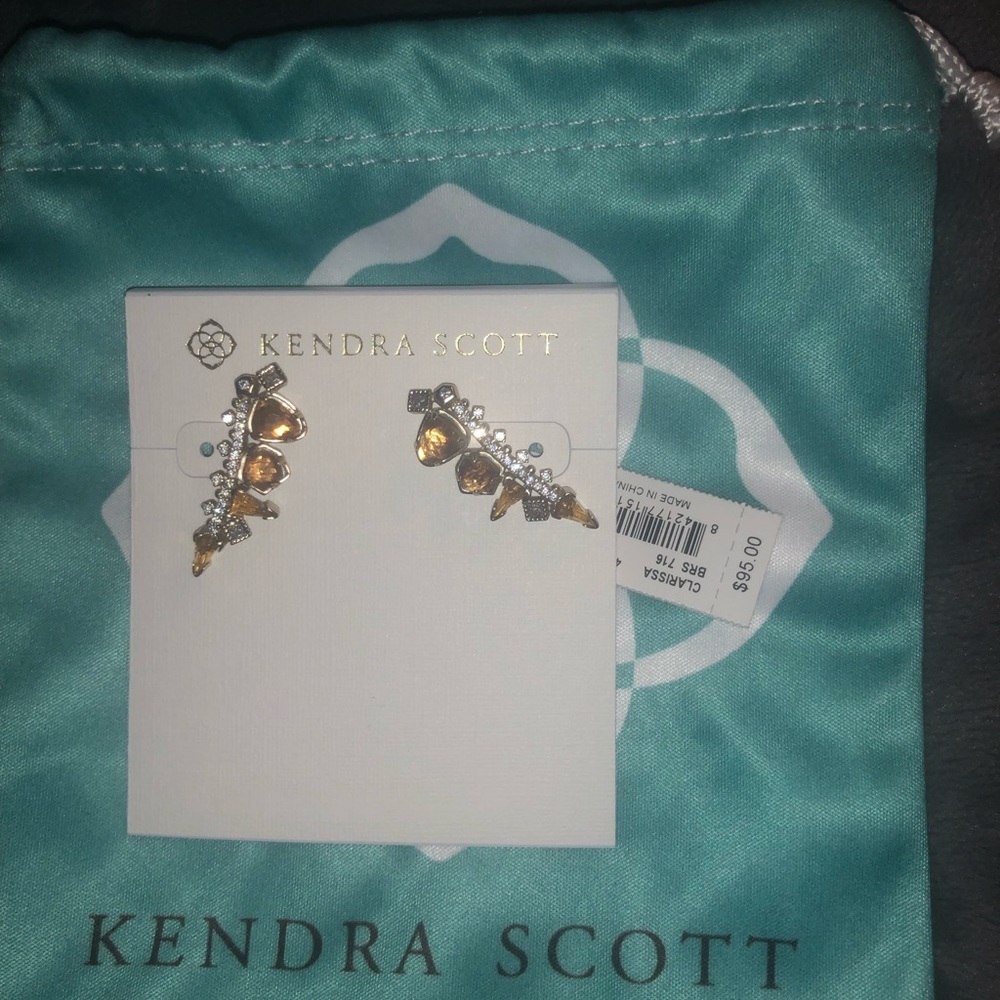 Ear crawlers Kendra Scott